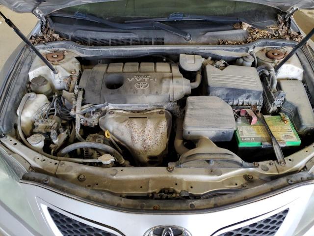 4T1BF3EK1AU050768 - 2010 TOYOTA CAMRY BASE SILVER photo 11