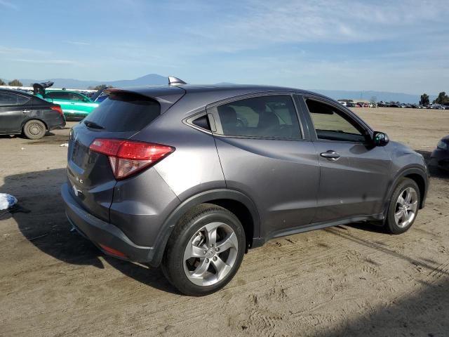 3CZRU5H35JM710530 - 2018 HONDA HR-V LX SILVER photo 3