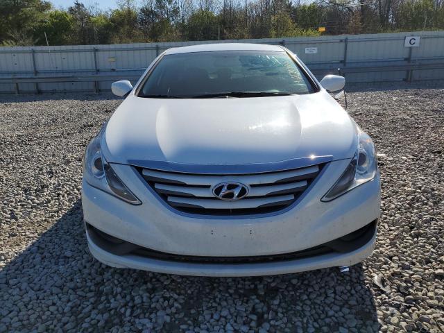 5NPEB4AC6EH840553 - 2014 HYUNDAI SONATA GLS WHITE photo 5