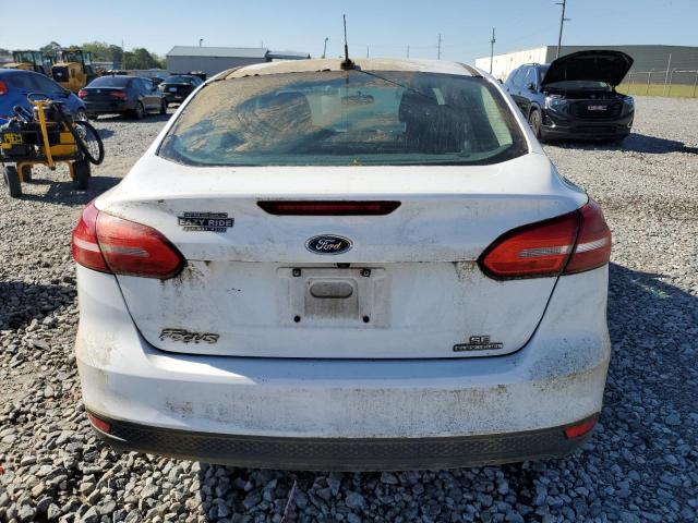 1FADP3F27FL263591 - 2015 FORD FOCUS SE WHITE photo 6