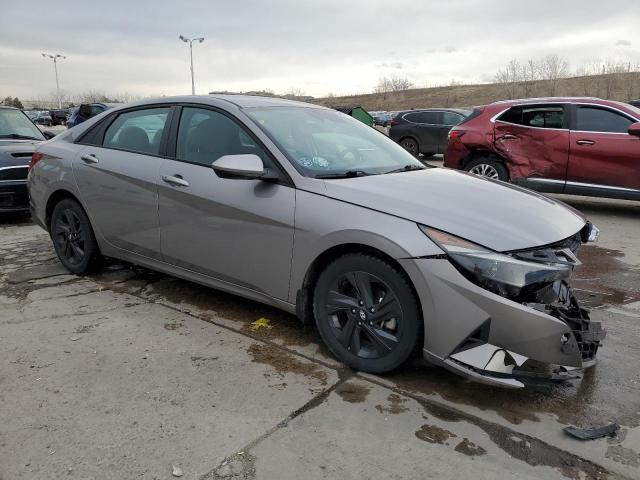 KMHLS4AG5NU311266 - 2022 HYUNDAI ELANTRA SEL GRAY photo 4