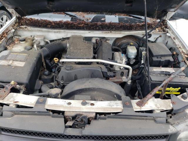 1GNDT13S242131802 - 2004 CHEVROLET TRAILBLAZE LS WHITE photo 12