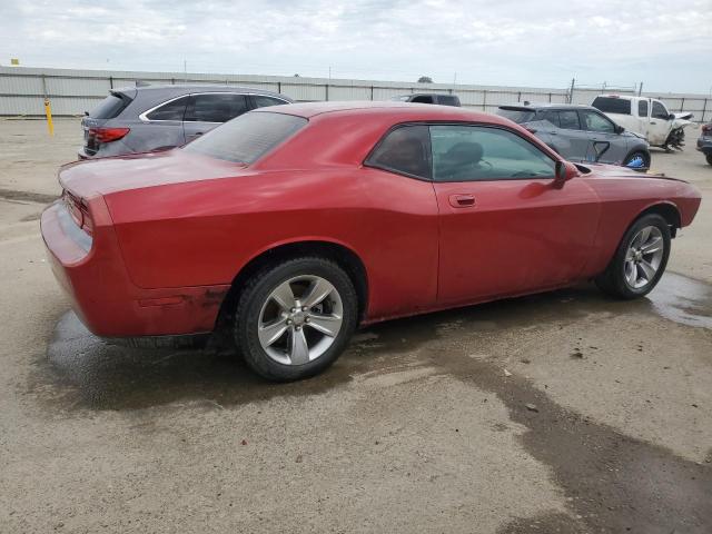 2B3LJ44V99H527181 - 2009 DODGE CHALLENGER SE RED photo 3