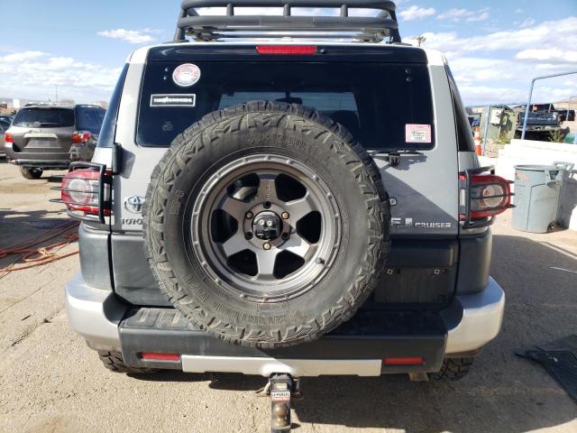 JTEBU4BF8EK177389 - 2014 TOYOTA FJ CRUISER GRAY photo 6