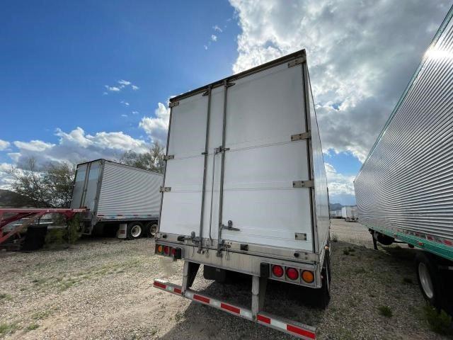 1UYVS2484FU166102 - 2014 UTILITY REEFER WHITE photo 4