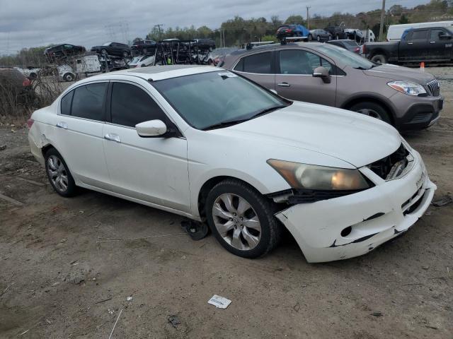 1HGCP36898A023193 - 2008 HONDA ACCORD EXL WHITE photo 4