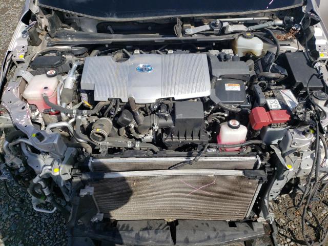 JTDKARFP8H3066059 - 2017 TOYOTA PRIUS PRIM 棕色 照片 11