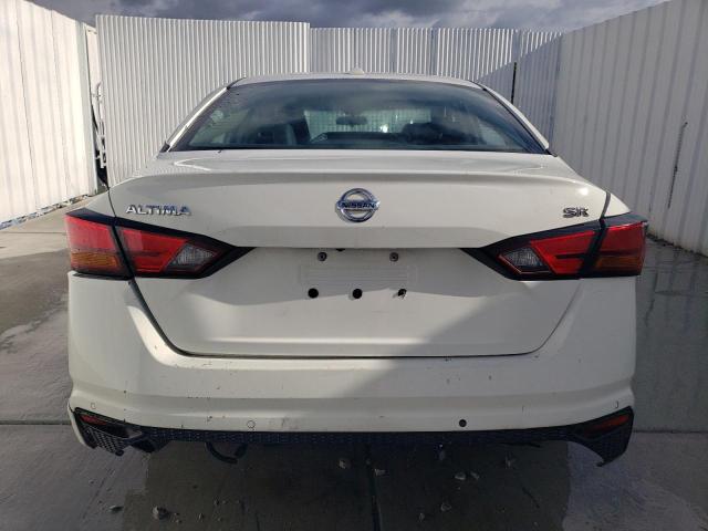 1N4BL4CV3LC221891 - 2020 NISSAN ALTIMA SR WHITE photo 6