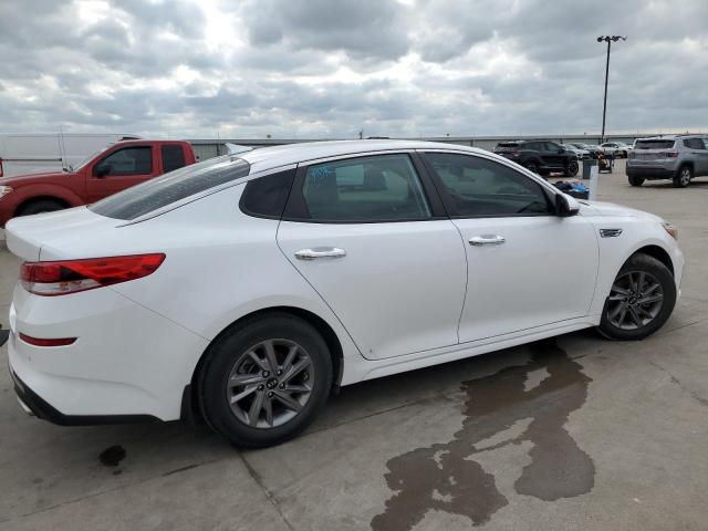 5XXGT4L38KG363909 - 2019 KIA OPTIMA LX WHITE photo 3