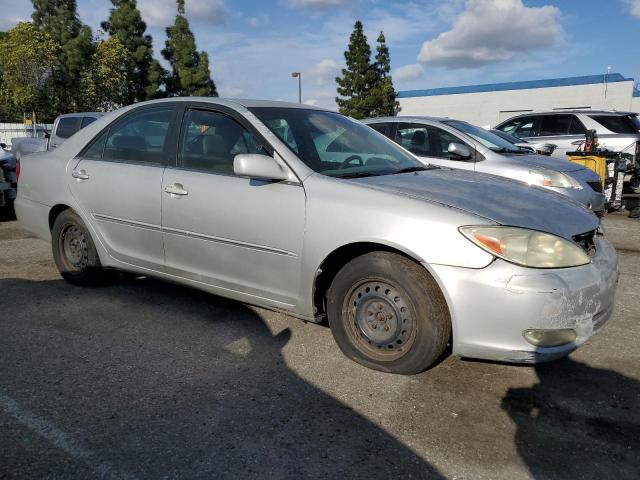 4T1BE32K73U696195 - 2003 TOYOTA CAMRY LE SILVER photo 4