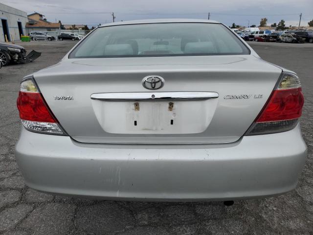 4T1BE32K25U579353 - 2005 TOYOTA CAMRY LE SILVER photo 6
