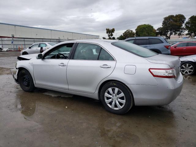 4T1BB3EK3BU135267 - 2011 TOYOTA CAMRY HYBRID SILVER photo 2