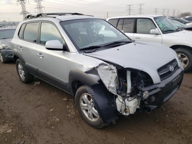 KM8JN12D88U804428 - 2008 HYUNDAI TUCSON SE SILVER photo 4