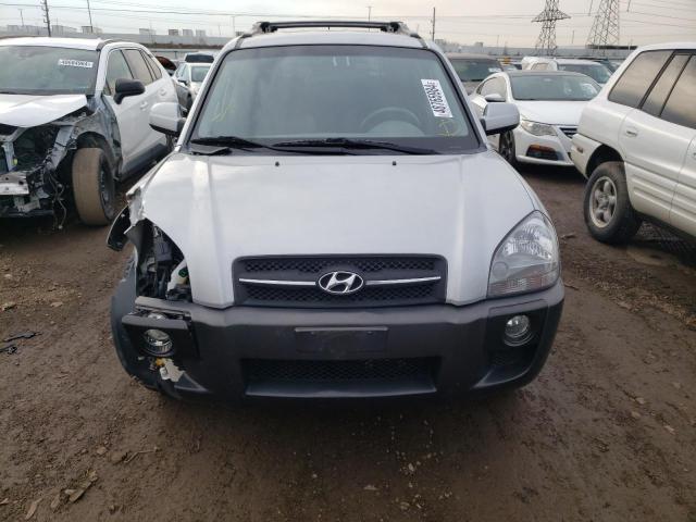 KM8JN12D88U804428 - 2008 HYUNDAI TUCSON SE SILVER photo 5