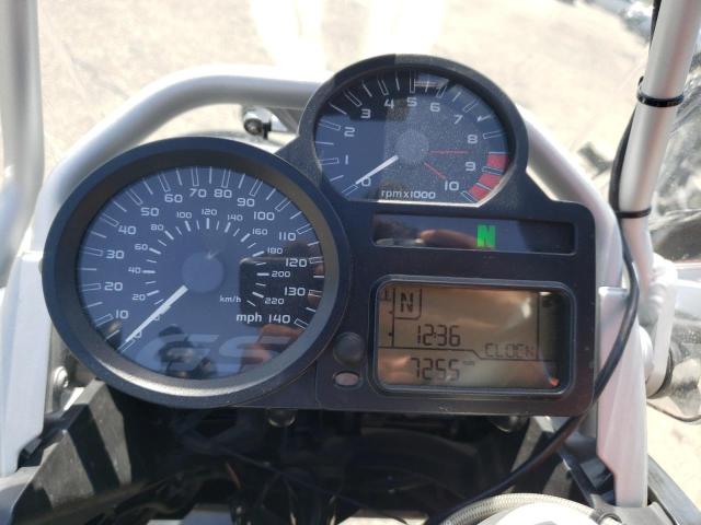 WB1048009BZX66498 - 2011 BMW R1200 GS ADVENTURE შავი ფოტო 8