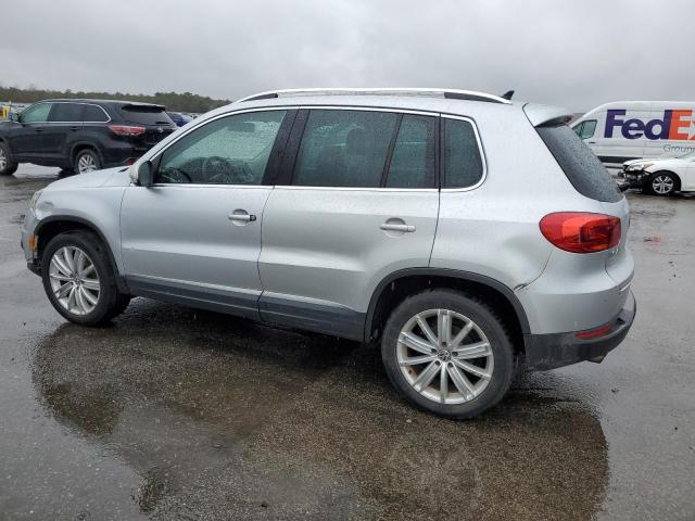 WVGBV7AX6CW543378 - 2012 VOLKSWAGEN TIGUAN S SILVER photo 2