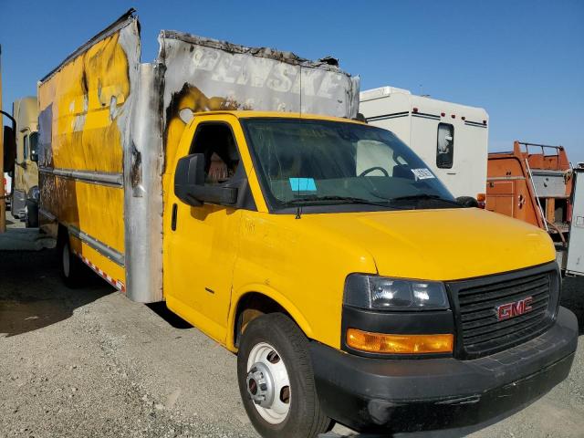 7GZ37TC7XMN004605 - 2021 GMC SAVANA CUTAWAY G3500 YELLOW photo 4