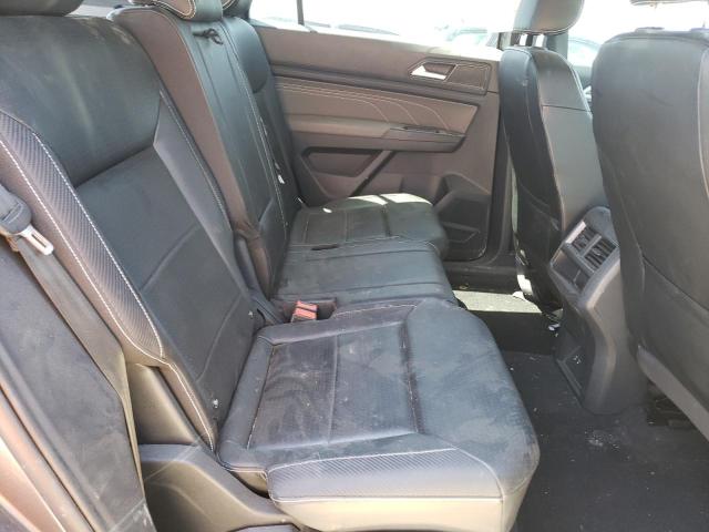 1V2HE2CA2NC212441 - 2022 VOLKSWAGEN ATLAS CROS SE ნაცრისფერი ფოტო 11