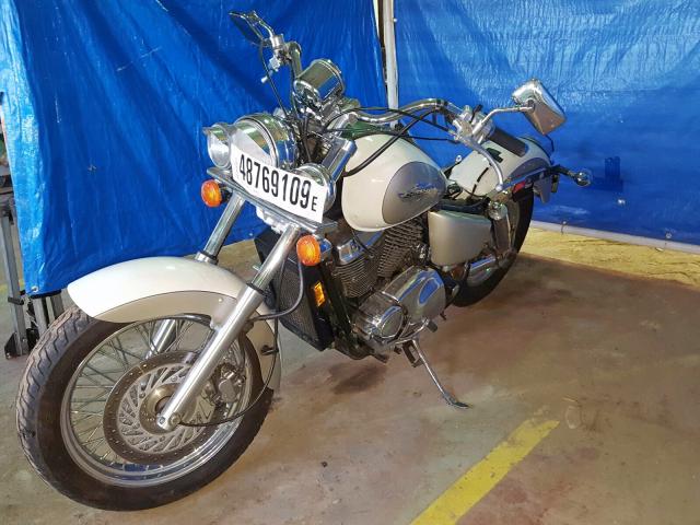 1HFSC3226TA100141 - 1996 HONDA VT1100 C2  photo 2