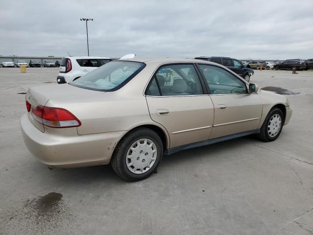 1HGCG56441A106576 - 2001 HONDA ACCORD LX BEIGE photo 3