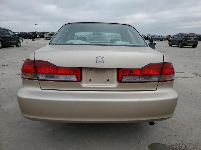 1HGCG56441A106576 - 2001 HONDA ACCORD LX BEIGE photo 6