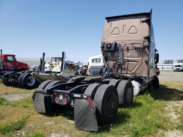 3AKJHHDR1LSKY2296 - 2020 FREIGHTLINER CASCADIA 1 TAN photo 4