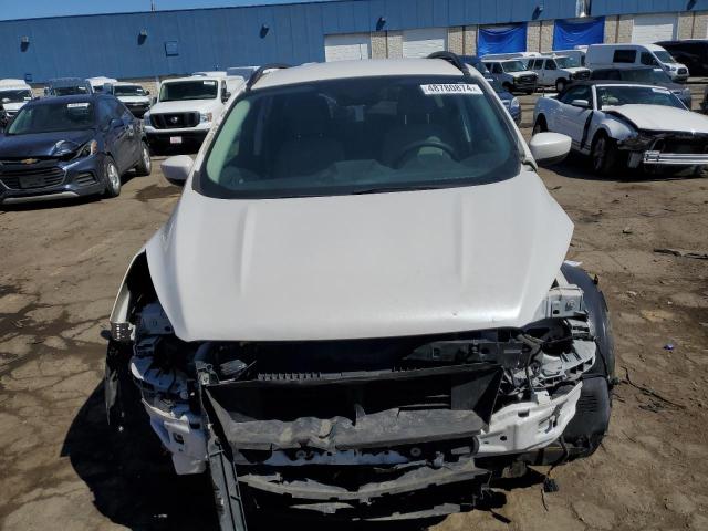 1FMCU0GD8HUD81803 - 2017 FORD ESCAPE SE WHITE photo 5