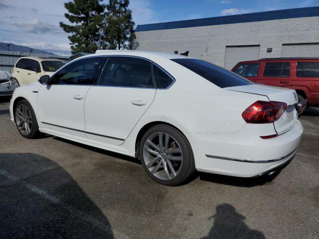 1VWDT7A36HC053707 - 2017 VOLKSWAGEN PASSAT R-LINE Weiß Foto 2