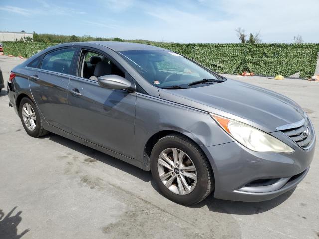 5NPEB4AC6DH770356 - 2013 HYUNDAI SONATA GLS GRAY photo 4