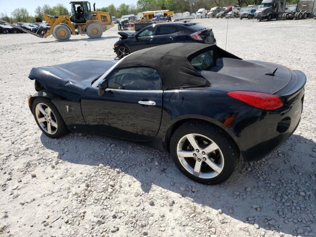 1G2MB35B38Y112994 - 2008 PONTIAC SOLSTICE BLACK photo 2