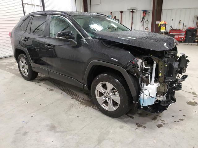 2T3P1RFV6PW389347 - 2023 TOYOTA RAV4 XLE BLACK photo 4