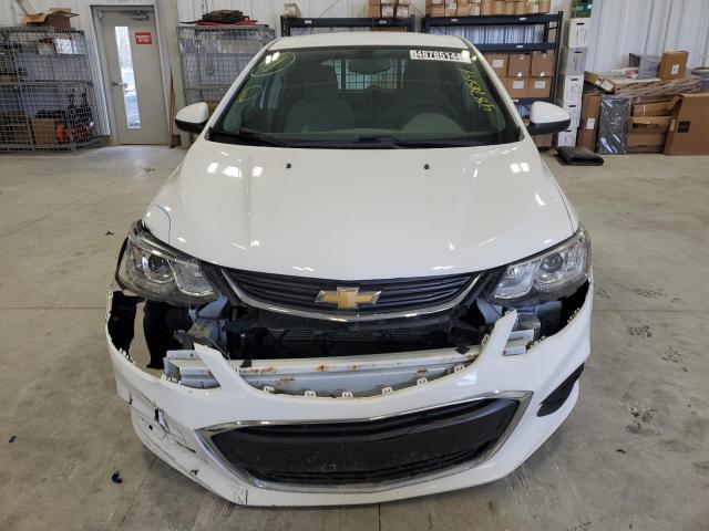 1G1JG6SH5J4109854 - 2018 CHEVROLET SONIC WHITE photo 5