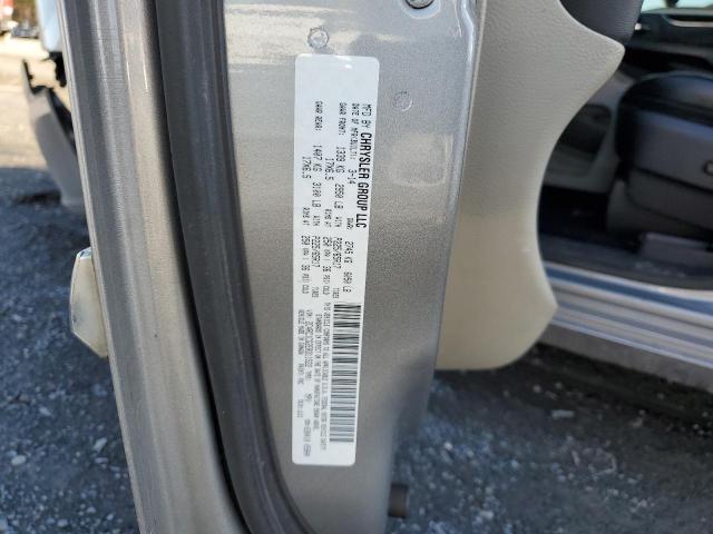 2C4RC1CG2ER311522 - 2014 CHRYSLER TOWN & COU TOURING L SILVER photo 13