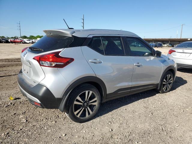 3N1CP5CU4KL549942 - 2019 NISSAN KICKS S GRAY photo 3