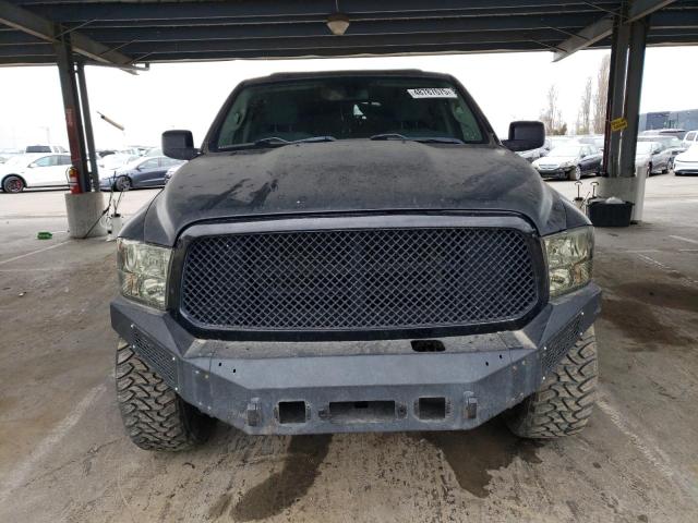 1C6RR6FG8JS341616 - 2018 RAM 1500 ST GRAY photo 5