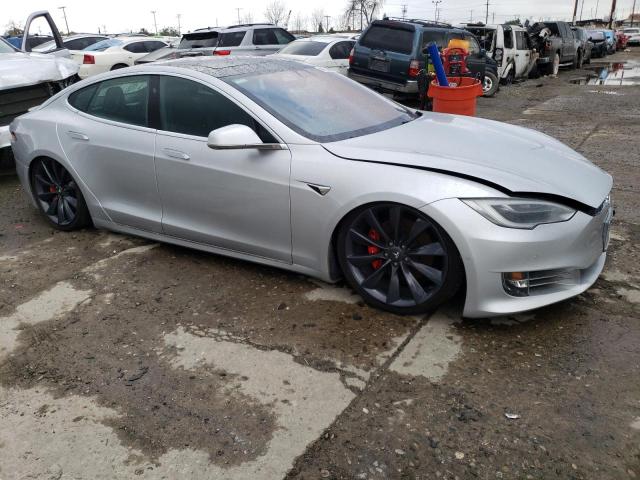 5YJSA1E45HF200781 - 2017 TESLA MODEL S Արծաթագույն լուսանկար 4