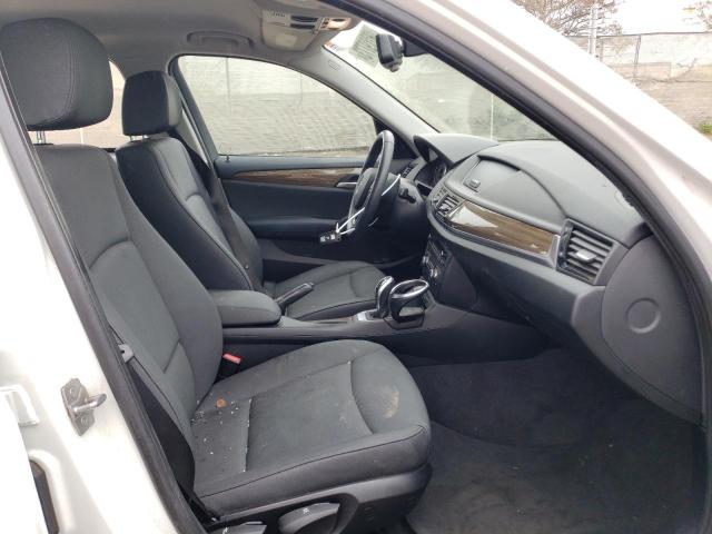 WBAVM1C58FVW57869 - 2015 BMW X1 SDRIVE28I WHITE photo 7