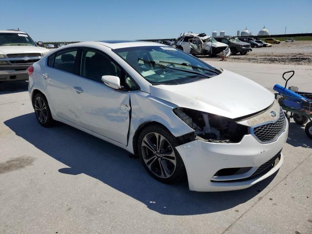 KNAFZ4A80G5552751 - 2016 KIA FORTE EX WHITE photo 4