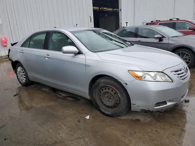 4T1BE46K27U159742 - 2007 TOYOTA CAMRY LE A CE SILVER photo 4