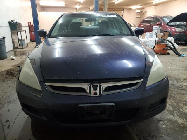 1HGCM56316A135198 - 2006 HONDA ACCORD SE BLUE photo 5