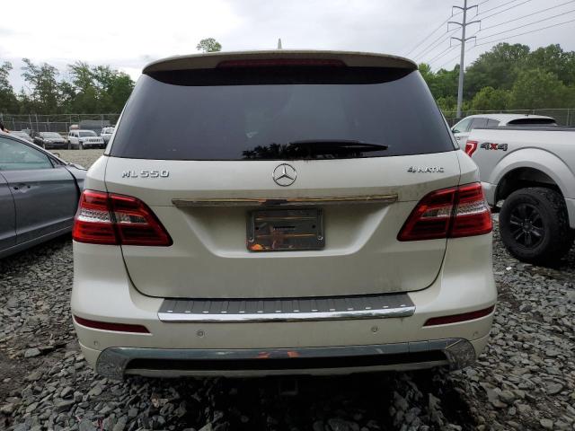 4JGDA7DB8EA273512 - 2014 MERCEDES-BENZ ML 550 4MATIC WHITE photo 6