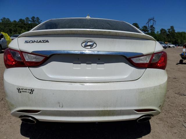 5NPEC4AC6DH545724 - 2013 HYUNDAI SONATA SE WHITE photo 6