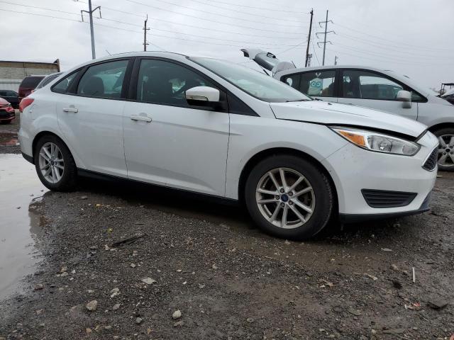 1FADP3F27HL259544 - 2017 FORD FOCUS SE WHITE photo 4