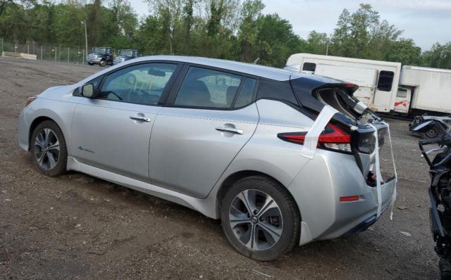 1N4AZ1CP9JC309691 - 2018 NISSAN LEAF S SILVER photo 2