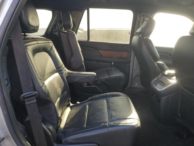 5LMJJ2NT4NEL10008 - 2022 LINCOLN NAVIGATOR SILVER photo 10