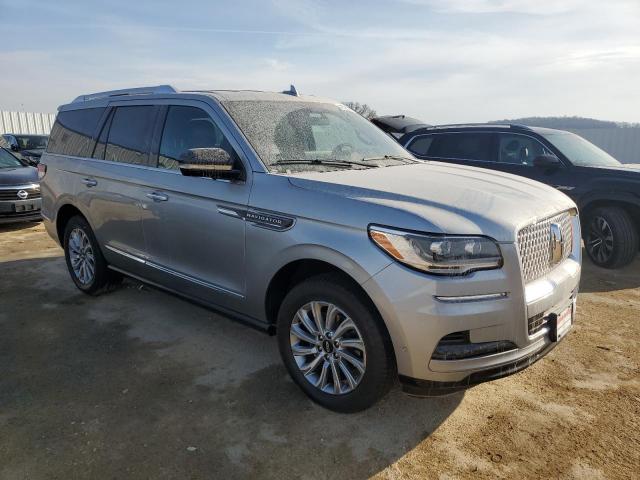 5LMJJ2NT4NEL10008 - 2022 LINCOLN NAVIGATOR SILVER photo 4