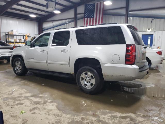 1GNSKHE34BR173143 - 2011 CHEVROLET SUBURBAN K1500 LS WHITE photo 2