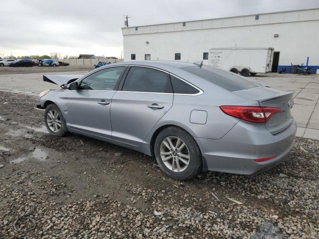 5NPE24AF5FH209403 - 2015 HYUNDAI SONATA SE GRAY photo 2