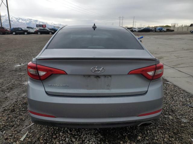 5NPE24AF5FH209403 - 2015 HYUNDAI SONATA SE GRAY photo 6