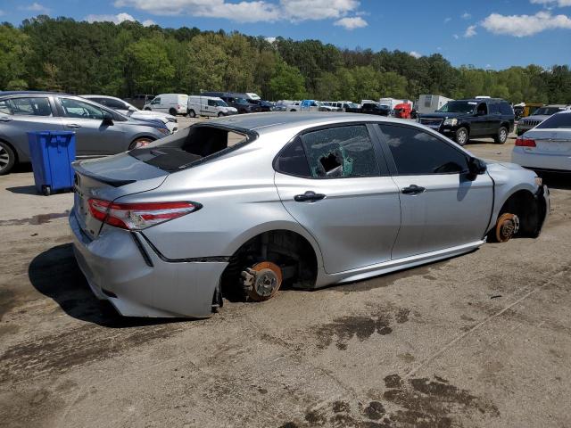 4T1G11AK4LU326961 - 2020 TOYOTA CAMRY SE SILVER photo 3